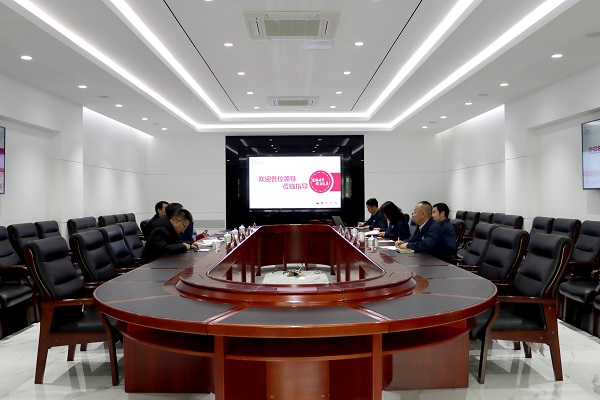 遼寧本溪平山區委副書記、區長郭鑫一行 深入金橋集團走訪調研